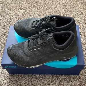 Asics men’s running sneakers size 8